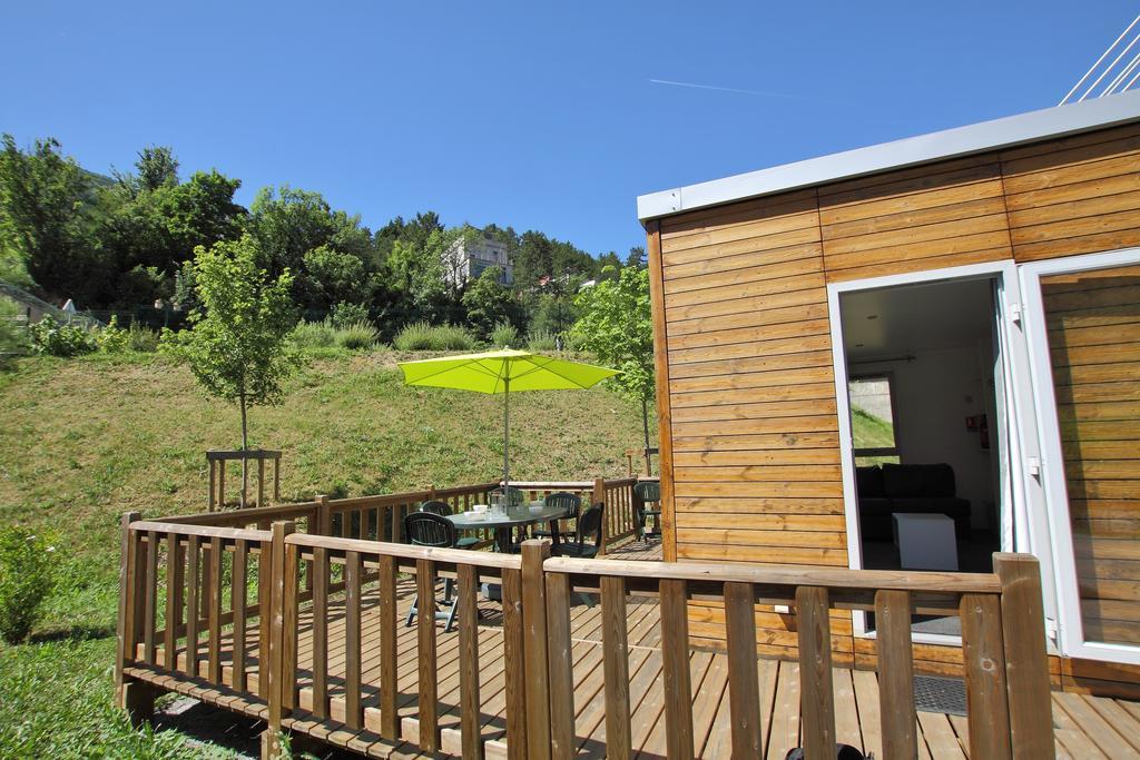 Camping Lou Gourdan 호텔 Puget-Théniers 외부 사진